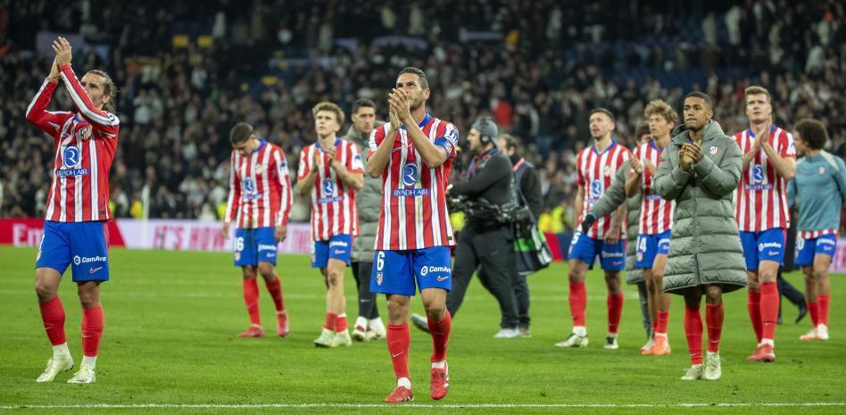 球员抢断后反击一条龙