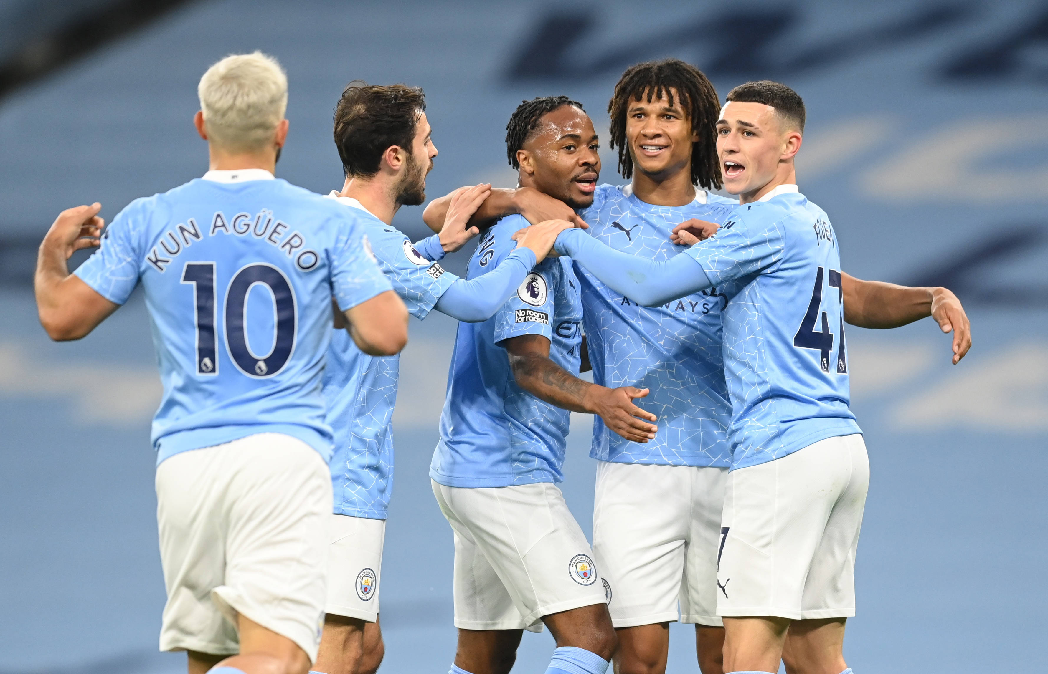 罗克回应转会传闻：我在帕尔梅拉斯很开心，只想留在这里