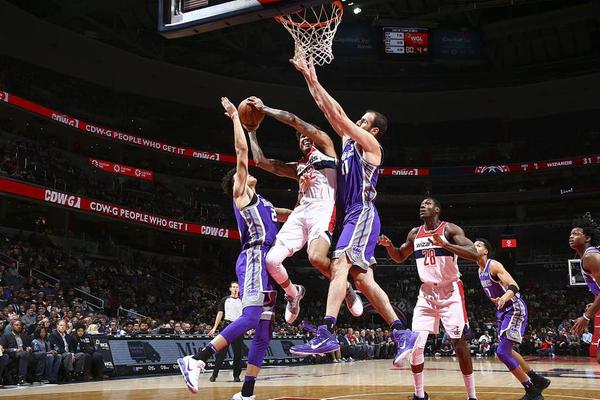 威尔希尔：英格兰队现在有了顶级教练，图赫尔能率队夺世界杯（威尔希尔：英格兰队已迎顶级主帅，图赫尔有望带队夺得世界杯）