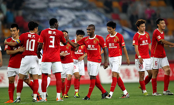 混合团体世界杯！张本智和又崩盘了！决胜时刻被打的毫无还手之力（混合团体世界杯：张本智和再度失常，生死时刻完全被压制）