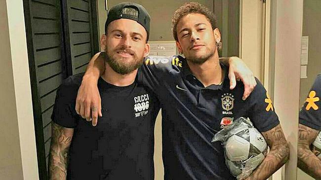 库拉索、苏里南和印尼：本届世预赛为什么有那么多荷兰二队？（世预赛“荷兰二队”扎堆：库拉索、苏里南与印尼为何崛起）