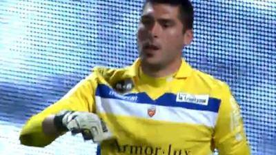 梦回巅峰！克莱上半场一分未得，下半场投进6记三分轰23分（克莱半场挂零，下半场飙进6记三分独砍23分）