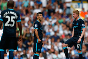 科莫5-1大胜都灵，阿达伊梅开二度，巴图里纳破门（科莫5-1痛击都灵：阿达伊双响，巴图里纳建功）