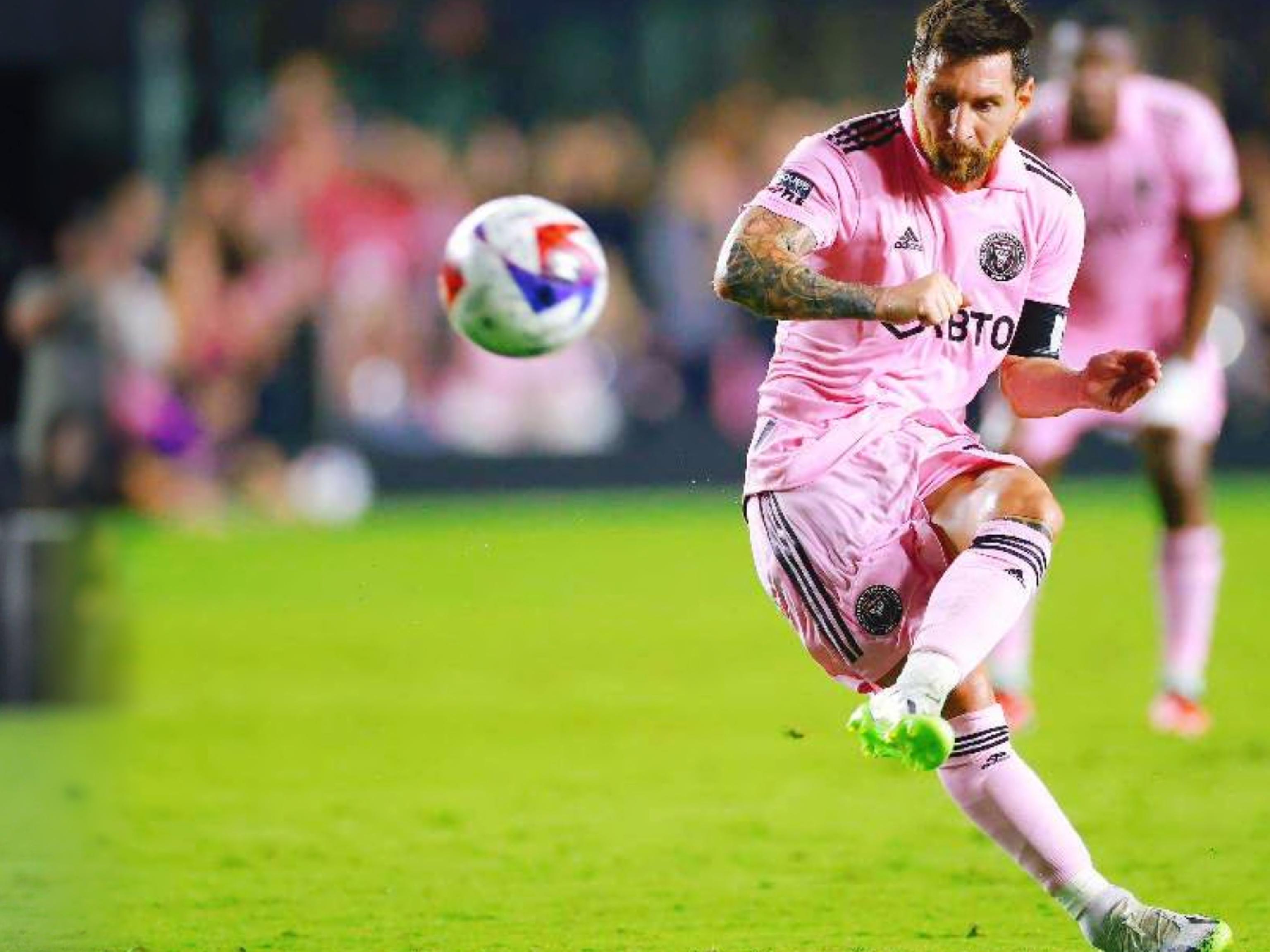 末节被弃用！周琦高效砍两双，杀伤力十足无奈罚球一般（末节遭雪藏！周琦高效两双，杀伤力十足却罚球欠佳）