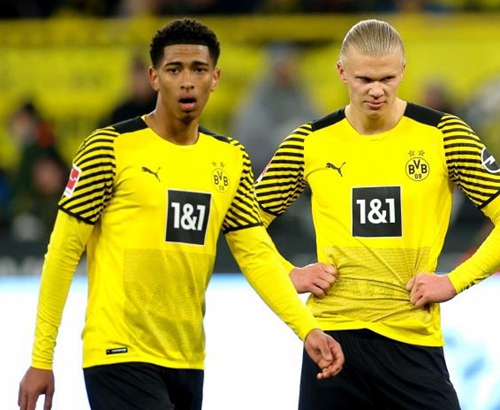 巴萨2比1逆转法兰克福首胜对手